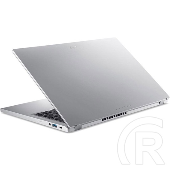 Acer Aspire 15-32P-3177 (15,6", Core 3 N355, 8GB RAM, 128GB SSD, Win11 Home S mod, ezüst)