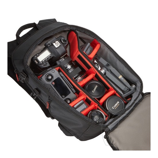 Case Logic DCB-309K - SLR fényképezőgép hátizsák (fekete/piros)