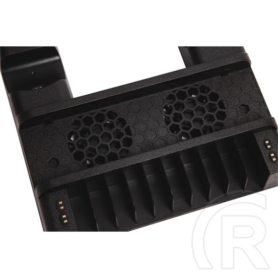 Froggiex PS4 konzol hűtő és töltőállomás (PS4/PS4 Slim/PS4 Pro kompatibilis, 2 kontroller töltésére, USB 5V/2A táp, 10 l
