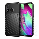 Gigapack Samsung Galaxy A40 (SM-A405F) szilikon telefonvédő (közepesen ütésálló, csíkos, dombor minta) fekete