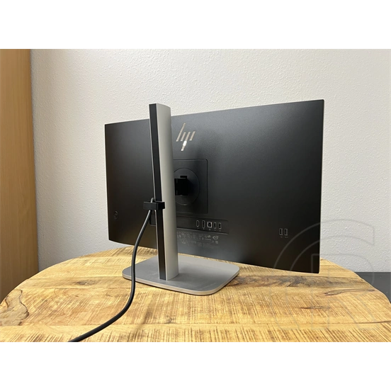 Használt 27" HP Series 5 Pro 527pq monitor (IPS, LED)