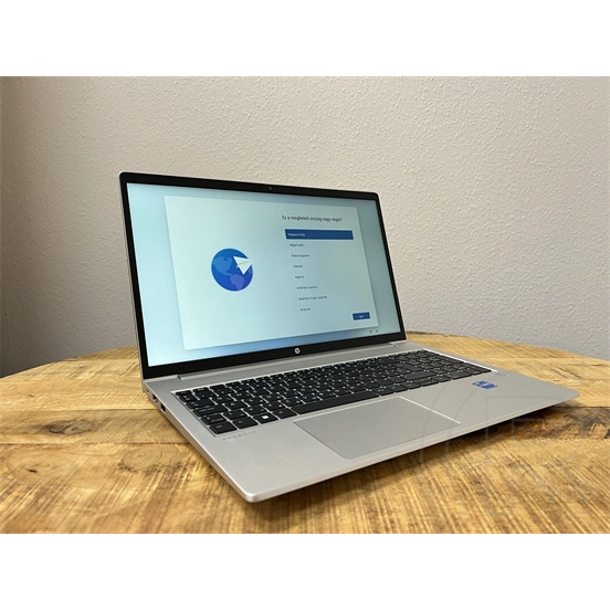 Használt HP Probook 450 G10 (15.6", Core i5-1335U, 16GB RAM, 512GB SSD, Windows 11 Professional, ezüst)