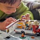 LEGO® City Lakóautó a kalandos nyaraláshoz, játék járművet tartalmazó szett 60454