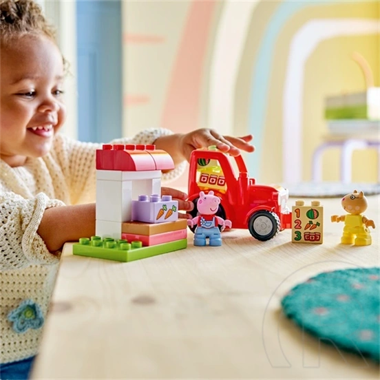 LEGO® DUPLO® Peppa malac Traktor és piac építőkészlet 10468