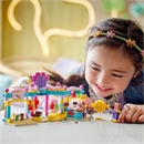 LEGO® Friends Heartlake City édességbolt, történetmesélős játék izgalmas szituációkkal 42649