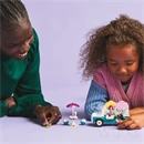 LEGO® Friends Heartlake City fagylaltos kocsi, történetmesélős építőkészlet 42644