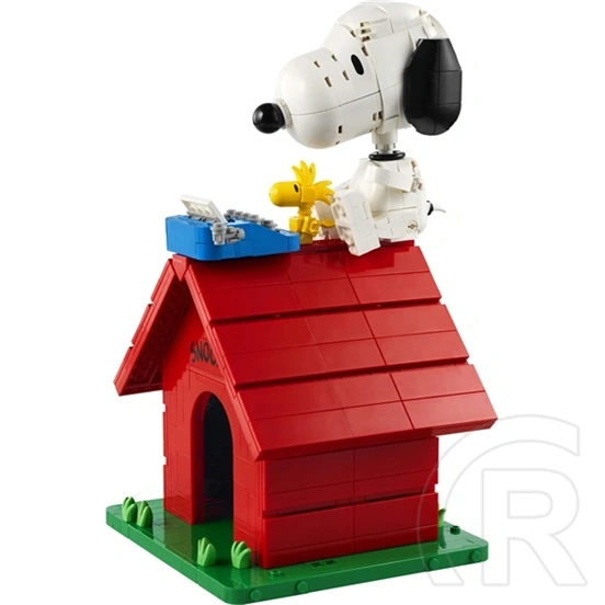 LEGO® Ideas Peanuts: Snoopy kutyaháza 21368