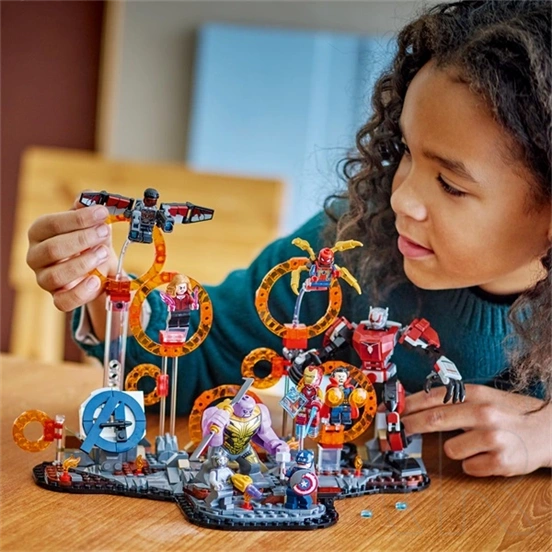 LEGO® Marvel Bosszúállók: Végjáték a döntő csata, megépíthető szett 76323