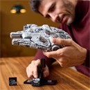 LEGO® Star Wars™ Millennium Falcon™ szett 75375