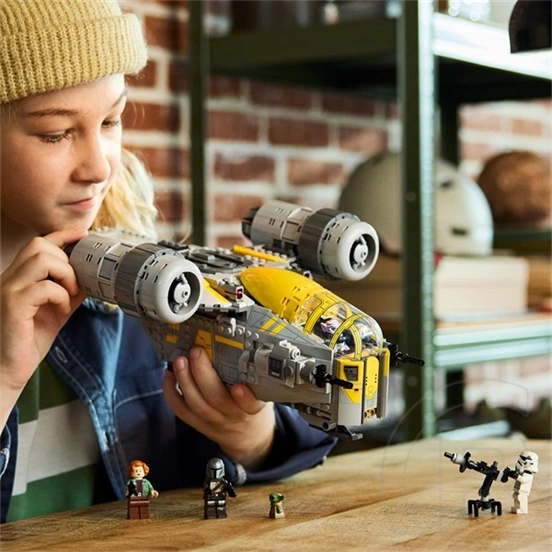 LEGO® Star Wars™ Razor Crest™ 75447