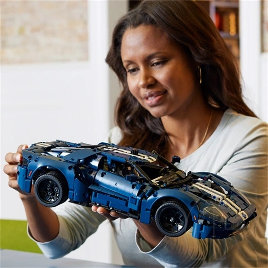 LEGO® Technic 2022 Ford GT 42154
