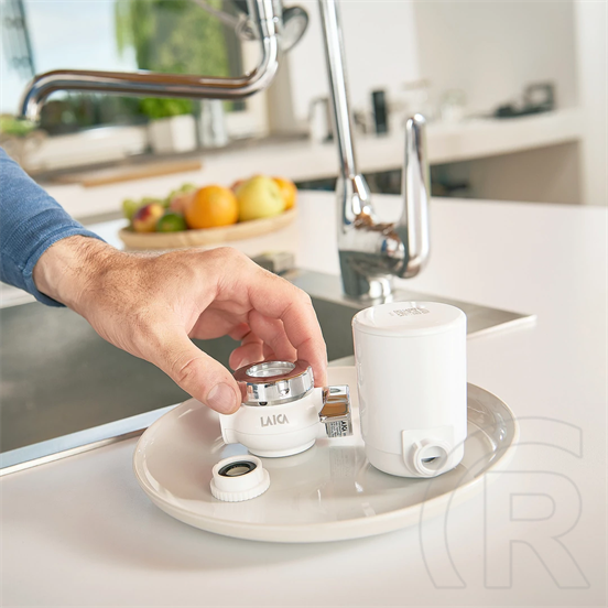 Laica Genova HYDROSMART rendszerű csapra szerelhető mikroplasztik+metal-stop vízszűrő 1200L