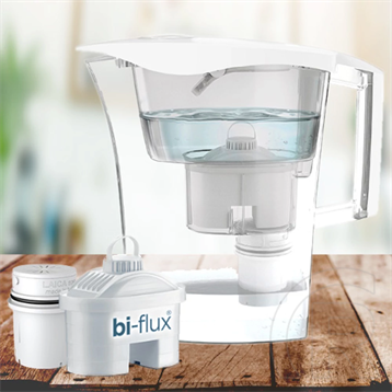 Laica Predator fehér vízszűrő kancsó Germ STOP baktériumszűrő betéttel