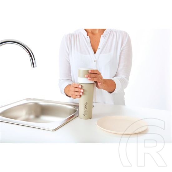 Laica rozsdamentes matt bézsre festett fast disk rendszerű vízszűrő kulacs pánttal, 0,55 literes