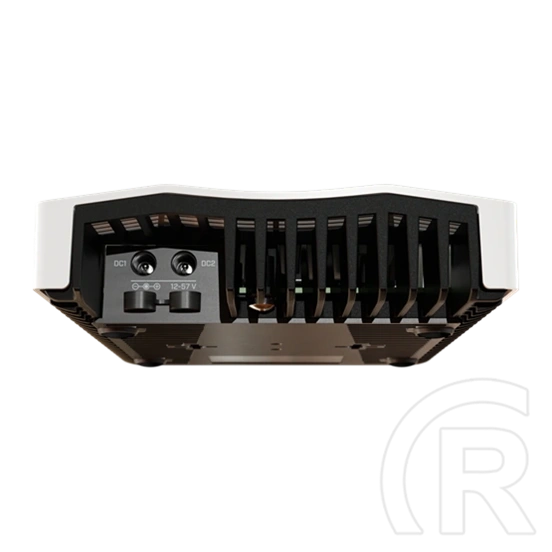 MikroTik CRS304-4XG-IN Desktop Switch (4x10G RJ45, 1x1G Ethernet, PoE-IN 802.3af/at, passzív hűtés, 512MB RAM)