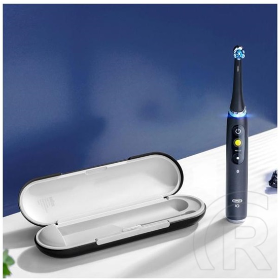 Oral-B iO Series 9 elektromos fogkefe (fekete)