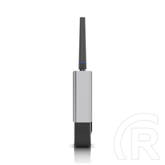 Ubiquiti ipari mobil router (LTE Cat4, 150/50 Mbps, WiFi 4 2,4 GHz, 2x GbE, PoE in/out, nano-SIM, IP66, SMA antenna, GPS