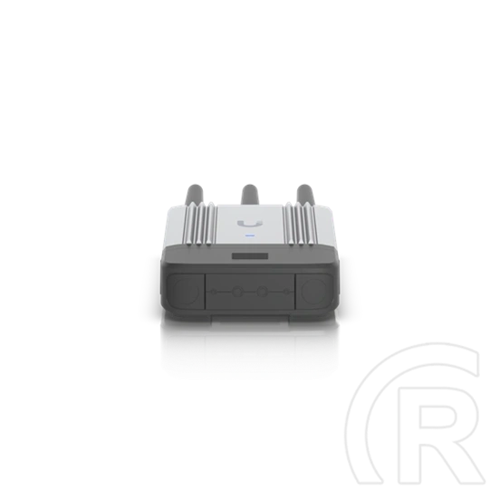 Ubiquiti ipari mobil router (LTE Cat4, 150/50 Mbps, WiFi 4 2,4 GHz, 2x GbE, PoE in/out, nano-SIM, IP66, SMA antenna, GPS