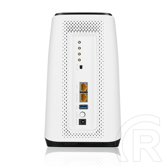 Zyxel FWA510 5G router (5G NR, Wi-Fi 6, AX3600, 2,4/5 GHz, 2 x 2.5G LAN, 1 x USB, 64 eszköz, 1 év Nebula Pro licenc)